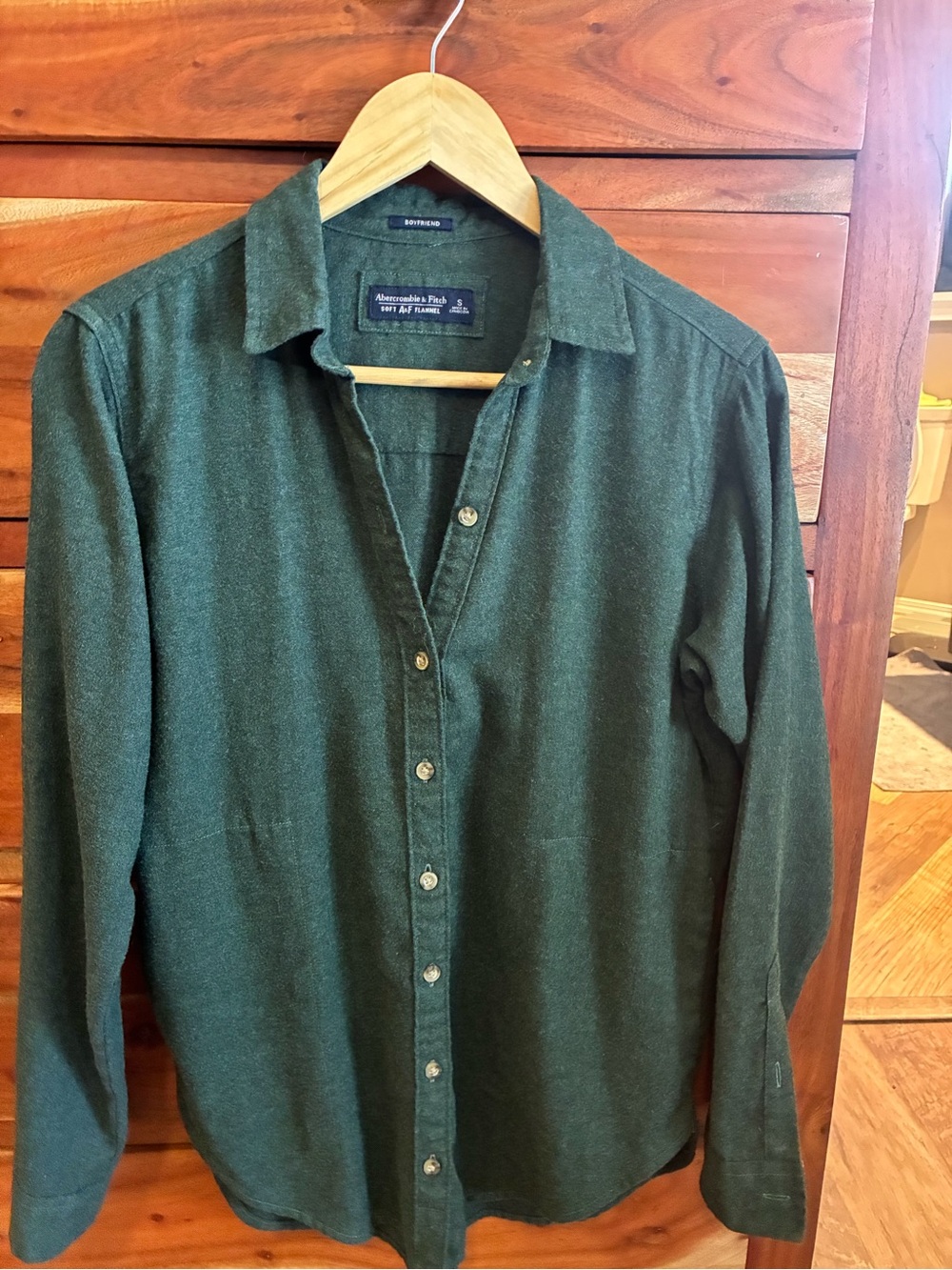 Abercrombie & Fitch women’s Forest Green Button-Down Shirt